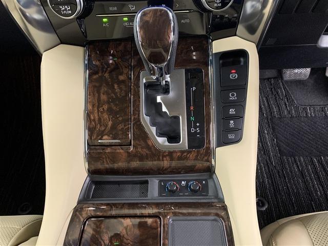 アルファードハイブリッド Ｇ　４ＷＤ　フルセグ　メモリーナビ　ＤＶＤ再生　バックカメラ　衝突被害軽減システム　ＥＴＣ　ドラレコ　両側電動スライド　ＬＥＤヘッドランプ　乗車定員７人　３列シート　ワンオーナー（32枚目）