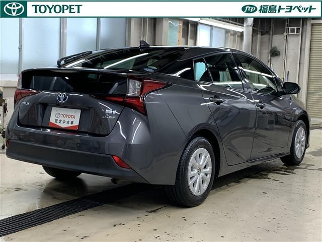 プリウス Ｓ　４ＷＤ　メモリーナビ　ミュージックプレイヤー接続可　バックカメラ　衝突被害軽減システム　ＥＴＣ　ＬＥＤヘッドランプ（5枚目）