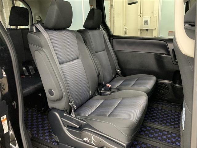 ヴォクシー ハイブリッドＺＳ　煌ＩＩ　フルセグ　メモリーナビ　ＤＶＤ再生　バックカメラ　衝突被害軽減システム　ＥＴＣ　ドラレコ　両側電動スライド　ＬＥＤヘッドランプ　乗車定員７人　３列シート　ワンオーナー（9枚目）