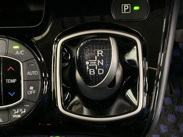 ヴォクシー ハイブリッドＺＳ　煌ＩＩ　フルセグ　メモリーナビ　ＤＶＤ再生　バックカメラ　衝突被害軽減システム　ＥＴＣ　ドラレコ　両側電動スライド　ＬＥＤヘッドランプ　乗車定員７人　３列シート　ワンオーナー（30枚目）