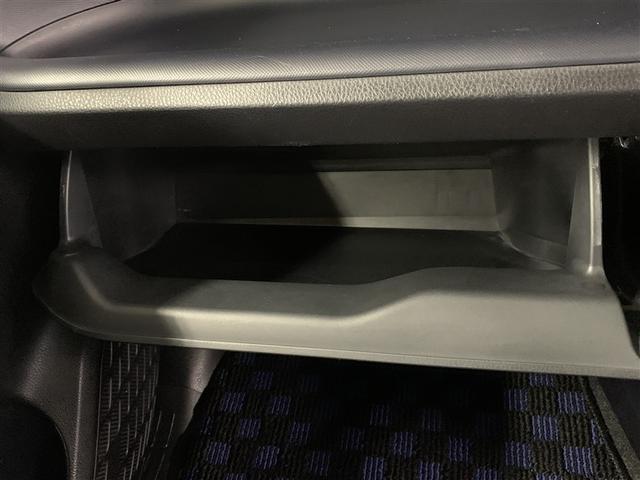 ヴォクシー ハイブリッドＺＳ　煌ＩＩ　フルセグ　メモリーナビ　ＤＶＤ再生　バックカメラ　衝突被害軽減システム　ＥＴＣ　ドラレコ　両側電動スライド　ＬＥＤヘッドランプ　乗車定員７人　３列シート　ワンオーナー（31枚目）