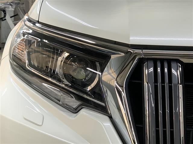 明るく省電力なＬＥＤヘッドライト、印象的なデザインが輝きを放ちます。