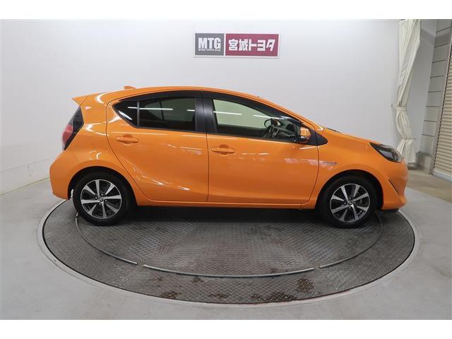 アクア Ｇ　衝突被害軽減システム　ナビ＆ＴＶ　バックカメラ　ＥＴＣ　アルミホイール　ハイブリッド　オートクルーズコントロール　ＬＥＤヘッドランプ　ワンオーナー（9枚目）