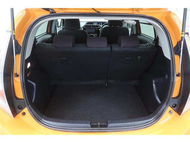 アクア Ｇ　衝突被害軽減システム　ナビ＆ＴＶ　バックカメラ　ＥＴＣ　アルミホイール　ハイブリッド　オートクルーズコントロール　ＬＥＤヘッドランプ　ワンオーナー（31枚目）