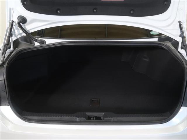 クラウンハイブリッド ＲＳ　衝突被害軽減システム　ナビ＆ＴＶ　フルエアロ　バックカメラ　ＥＴＣ　アルミホイール　ハイブリッド　オートクルーズコントロール　ＬＥＤヘッドランプ　１００Ｖ電源　ワンオーナー（30枚目）