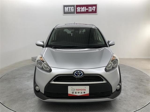 シエンタ ハイブリッドＸ　衝突被害軽減システム　ナビ＆ＴＶ　バックカメラ　ＥＴＣ　乗車定員７人　ハイブリッド　ワンオーナー（9枚目）