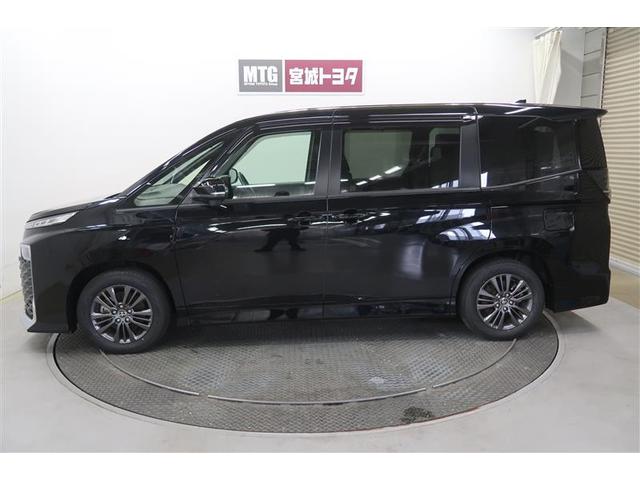 ヴォクシー ハイブリッドＳ－Ｇ　衝突被害軽減システム　バックカメラ　ＥＴＣ　アルミホイール　乗車定員７人　ハイブリッド　オートクルーズコントロール　ＬＥＤヘッドランプ　ワンオーナー（7枚目）