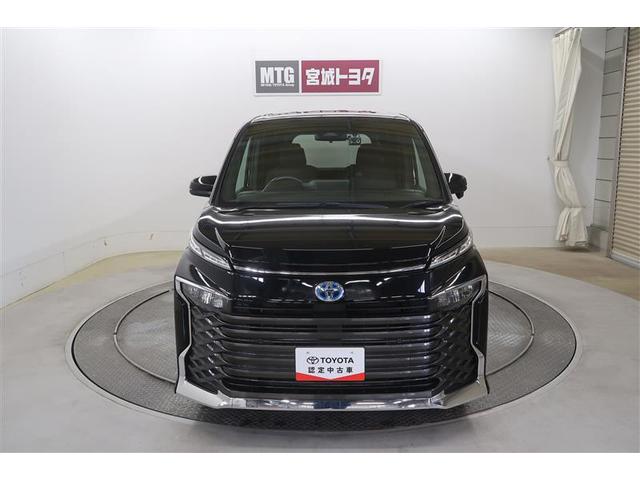 ヴォクシー ハイブリッドＳ－Ｇ　衝突被害軽減システム　バックカメラ　ＥＴＣ　アルミホイール　乗車定員７人　ハイブリッド　オートクルーズコントロール　ＬＥＤヘッドランプ　ワンオーナー（10枚目）