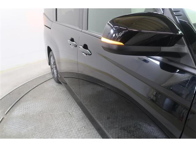 ヴォクシー ハイブリッドＳ－Ｇ　衝突被害軽減システム　バックカメラ　ＥＴＣ　アルミホイール　乗車定員７人　ハイブリッド　オートクルーズコントロール　ＬＥＤヘッドランプ　ワンオーナー（32枚目）