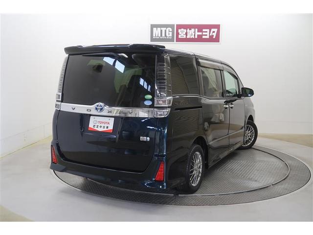 ヴォクシー ハイブリッドZS 煌 衝突被害軽減システム ナビ&TV 後席モニター バックカメラ ETC アルミホイール 両側電動スライド 乗車定員7人 ハイブリッド オートクルーズコントロール LEDヘッドランプ ワンオーナー(10枚目)