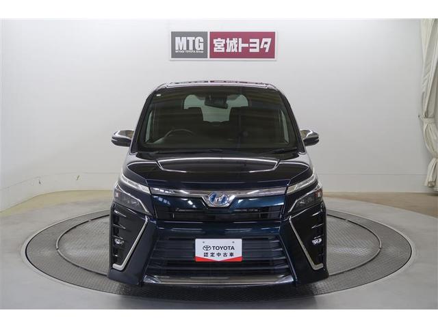 ヴォクシー ハイブリッドZS 煌 衝突被害軽減システム ナビ&TV 後席モニター バックカメラ ETC アルミホイール 両側電動スライド 乗車定員7人 ハイブリッド オートクルーズコントロール LEDヘッドランプ ワンオーナー(11枚目)