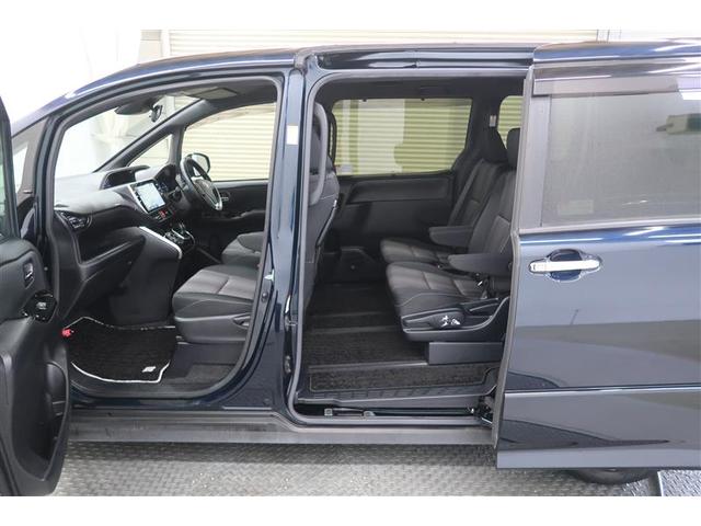 ヴォクシー ハイブリッドZS 煌 衝突被害軽減システム ナビ&TV 後席モニター バックカメラ ETC アルミホイール 両側電動スライド 乗車定員7人 ハイブリッド オートクルーズコントロール LEDヘッドランプ ワンオーナー(15枚目)