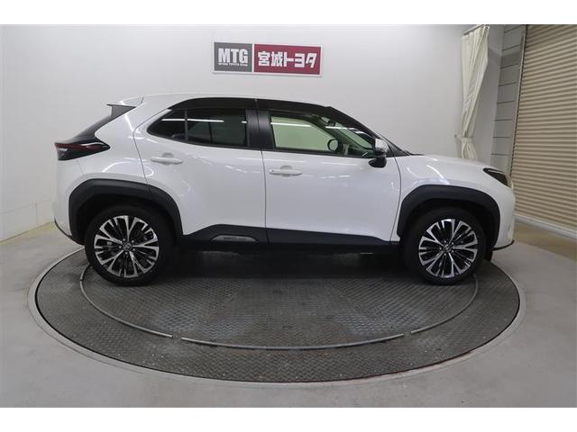 ヤリスクロス ハイブリッドＺ　衝突被害軽減システム　ナビ＆ＴＶ　バックカメラ　ＥＴＣ　アルミホイール　ハイブリッド　オートクルーズコントロール　ＬＥＤヘッドランプ　ワンオーナー　寒冷地（11枚目）