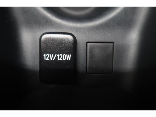 プリウス S 衝突被害軽減システム 4WD ナビ&TV バックカメラ ETC アルミホイール ハイブリッド オートクルーズコントロール LEDヘッドランプ 100V電源 寒冷地(23枚目)
