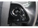 プリウス S 衝突被害軽減システム 4WD ナビ&TV バックカメラ ETC アルミホイール ハイブリッド オートクルーズコントロール LEDヘッドランプ 100V電源 寒冷地(5枚目)