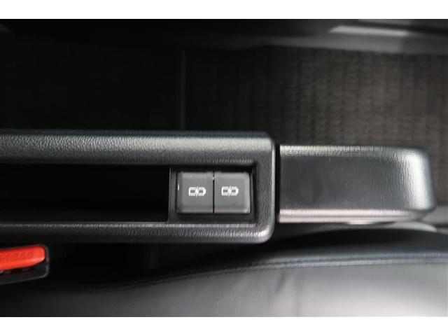 ヴォクシー ハイブリッドＳ－Ｚ　衝突被害軽減システム　ナビ＆ＴＶ　後席モニター　バックカメラ　ＥＴＣ　アルミホイール　両側電動スライド　乗車定員７人　ハイブリッド　オートクルーズコントロール　ＬＥＤヘッドランプ　１００Ｖ電源（26枚目）