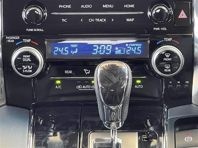 アルファードハイブリッド SR Cパッケージ 4WD フルセグ メモリーナビ DVD再生 ミュージックプレイヤー接続可 後席モニター バックカメラ 衝突被害軽減システム ETC 両側電動スライド LEDヘッドランプ 乗車定員7人 3列シート(17枚目)