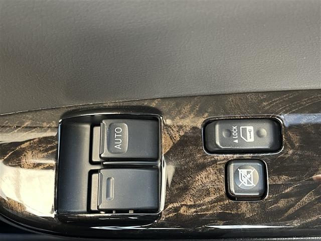 ハイエースバン スーパーGL ダークプライムII 4WD 衝突被害軽減システム 両側電動スライド LEDヘッドランプ ディーゼル(23枚目)