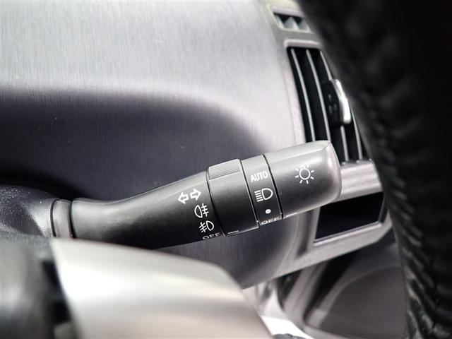 プリウスα Ｇ　フルセグ　メモリーナビ　ＤＶＤ再生　ミュージックプレイヤー接続可　バックカメラ　衝突被害軽減システム　ＥＴＣ　ＬＥＤヘッドランプ　記録簿（13枚目）