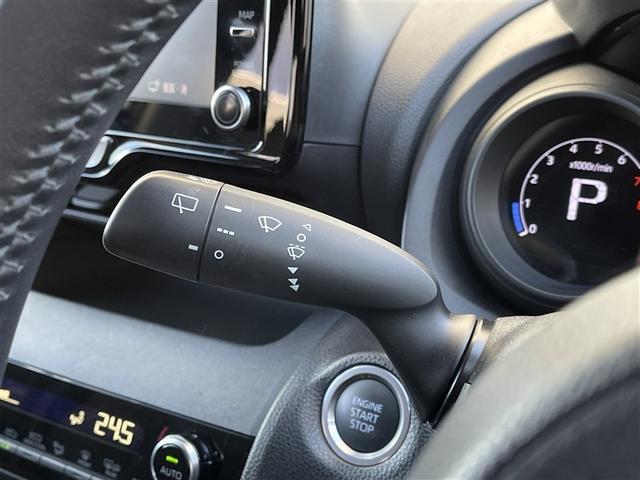 ヤリスクロス Ｇ　メモリーナビ　バックカメラ　衝突被害軽減システム　ＥＴＣ　ＬＥＤヘッドランプ（14枚目）