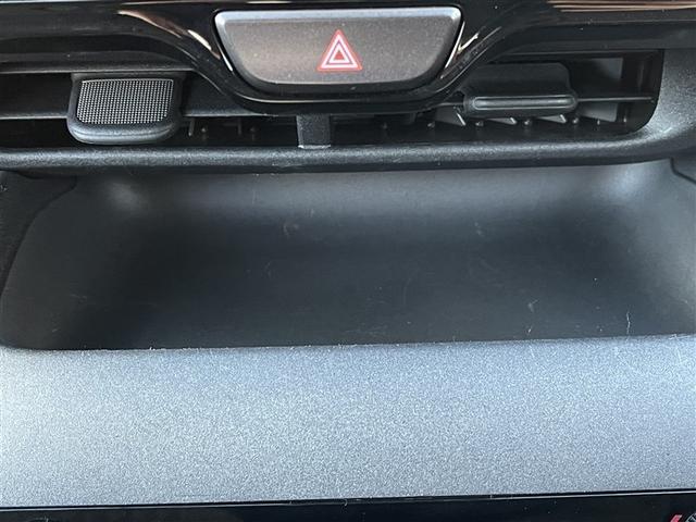 ヤリスクロス Ｇ　メモリーナビ　バックカメラ　衝突被害軽減システム　ＥＴＣ　ＬＥＤヘッドランプ（32枚目）