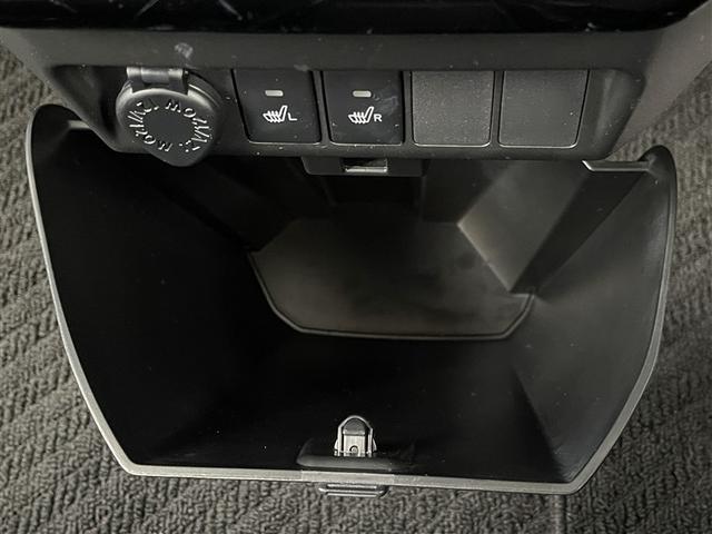 ルーミー カスタムG 4WD フルセグ メモリーナビ DVD再生 衝突被害軽減システム ETC 両側電動スライド LEDヘッドランプ ワンオーナー(31枚目)