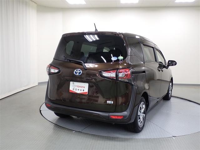 シエンタ ハイブリッドＧ　クエロ　フルセグ　メモリーナビ　バックカメラ　衝突被害軽減システム　ＥＴＣ　両側電動スライド　ＬＥＤヘッドランプ　乗車定員７人　３列シート　ワンオーナー　記録簿（4枚目）