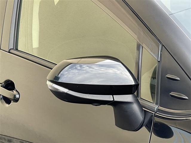 シエンタ G 4WD フルセグ メモリーナビ ミュージックプレイヤー接続可 バックカメラ 衝突被害軽減システム ETC 両側電動スライド LEDヘッドランプ 乗車定員6人 3列シート(5枚目)