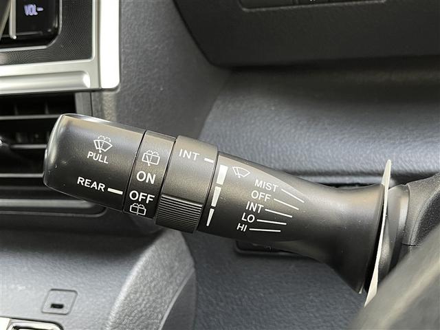 シエンタ G 4WD フルセグ メモリーナビ ミュージックプレイヤー接続可 バックカメラ 衝突被害軽減システム ETC 両側電動スライド LEDヘッドランプ 乗車定員6人 3列シート(11枚目)