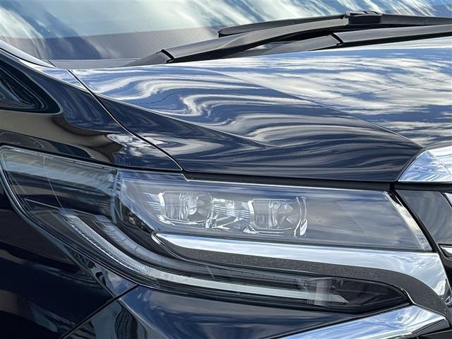 アルファード ２．５Ｓ　４ＷＤ　フルセグ　メモリーナビ　ミュージックプレイヤー接続可　バックカメラ　衝突被害軽減システム　ＥＴＣ　両側電動スライド　ＬＥＤヘッドランプ　乗車定員８人　３列シート　フルエアロ　記録簿（4枚目）