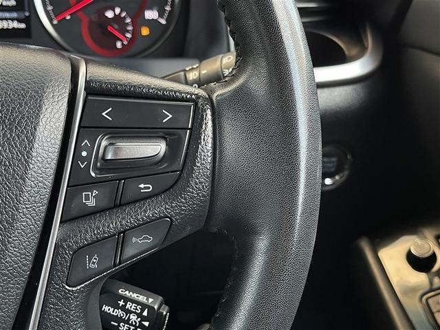 アルファード ２．５Ｓ　４ＷＤ　フルセグ　メモリーナビ　ミュージックプレイヤー接続可　バックカメラ　衝突被害軽減システム　ＥＴＣ　両側電動スライド　ＬＥＤヘッドランプ　乗車定員８人　３列シート　フルエアロ　記録簿（12枚目）