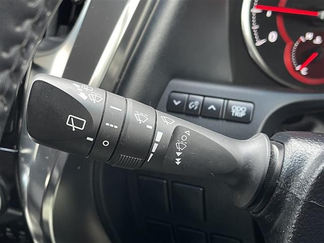 アルファード ２．５Ｓ　４ＷＤ　フルセグ　メモリーナビ　ミュージックプレイヤー接続可　バックカメラ　衝突被害軽減システム　ＥＴＣ　両側電動スライド　ＬＥＤヘッドランプ　乗車定員８人　３列シート　フルエアロ　記録簿（13枚目）