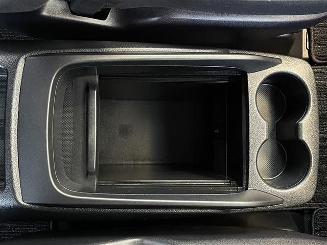 アルファード ２．５Ｓ　４ＷＤ　フルセグ　メモリーナビ　ミュージックプレイヤー接続可　バックカメラ　衝突被害軽減システム　ＥＴＣ　両側電動スライド　ＬＥＤヘッドランプ　乗車定員８人　３列シート　フルエアロ　記録簿（34枚目）