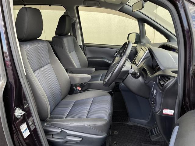 ノア Ｓｉ　４ＷＤ　フルセグ　メモリーナビ　ＤＶＤ再生　バックカメラ　ＥＴＣ　電動スライドドア　ＬＥＤヘッドランプ　乗車定員７人　３列シート　ワンオーナー　記録簿　アイドリングストップ（20枚目）