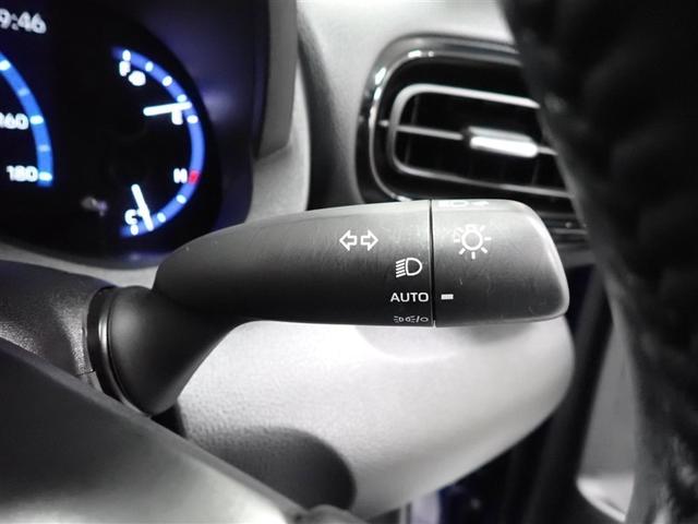 ヤリスクロス ハイブリッドＺ　４ＷＤ　バックカメラ　衝突被害軽減システム　ＥＴＣ　ＬＥＤヘッドランプ　記録簿（13枚目）