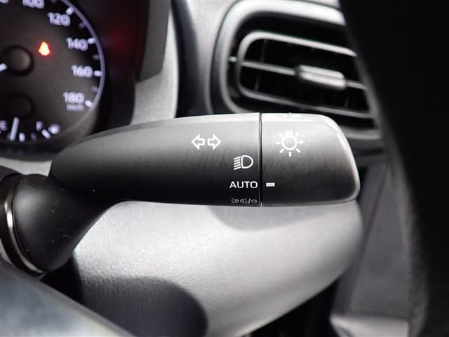 ヤリス Ｘ　４ＷＤ　メモリーナビ　バックカメラ　衝突被害軽減システム　ＥＴＣ（13枚目）