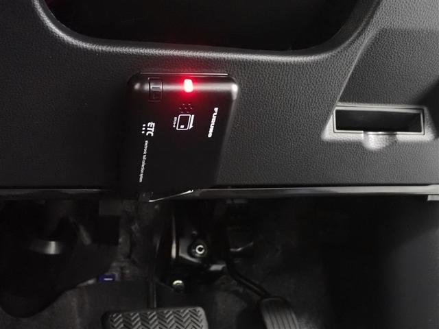 ヤリス Ｘ　４ＷＤ　メモリーナビ　バックカメラ　衝突被害軽減システム　ＥＴＣ（19枚目）