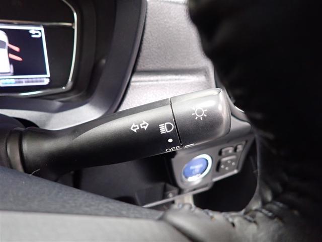 カローラフィールダー ハイブリッドＧ　フルセグ　メモリーナビ　バックカメラ　衝突被害軽減システム　ＥＴＣ（12枚目）