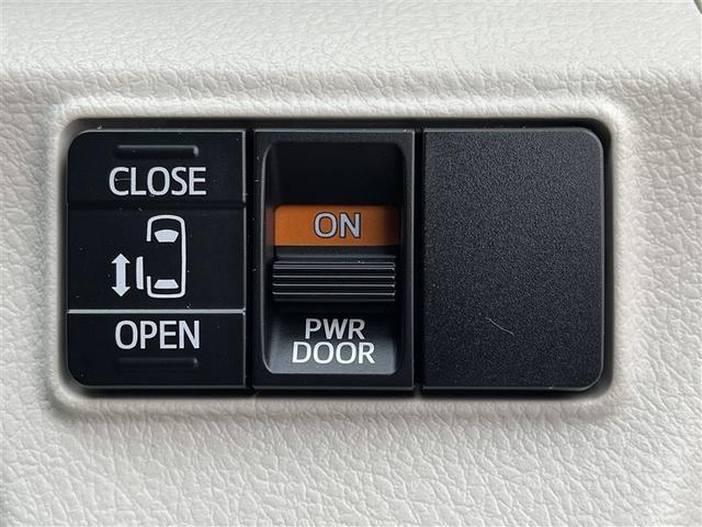 シエンタ X フルセグ メモリーナビ バックカメラ 衝突被害軽減システム 電動スライドドア 乗車定員7人 3列シート 記録簿(16枚目)