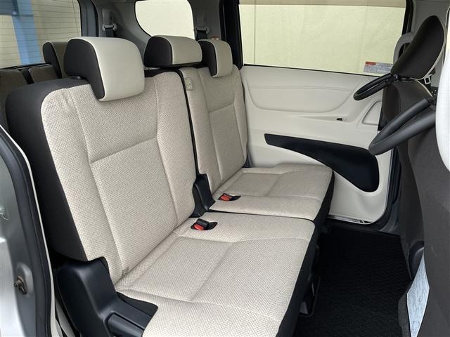 シエンタ X フルセグ メモリーナビ バックカメラ 衝突被害軽減システム 電動スライドドア 乗車定員7人 3列シート 記録簿(23枚目)