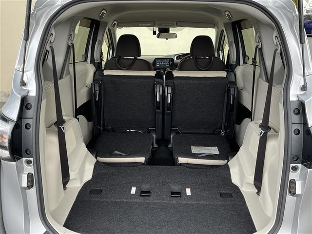 シエンタ X フルセグ メモリーナビ バックカメラ 衝突被害軽減システム 電動スライドドア 乗車定員7人 3列シート 記録簿(27枚目)