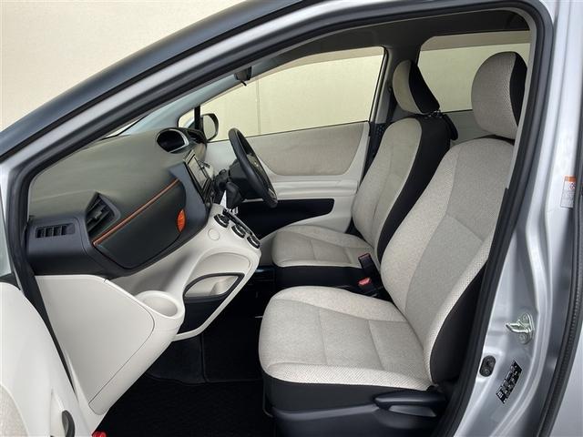 シエンタ X フルセグ メモリーナビ バックカメラ 衝突被害軽減システム 電動スライドドア 乗車定員7人 3列シート 記録簿(28枚目)