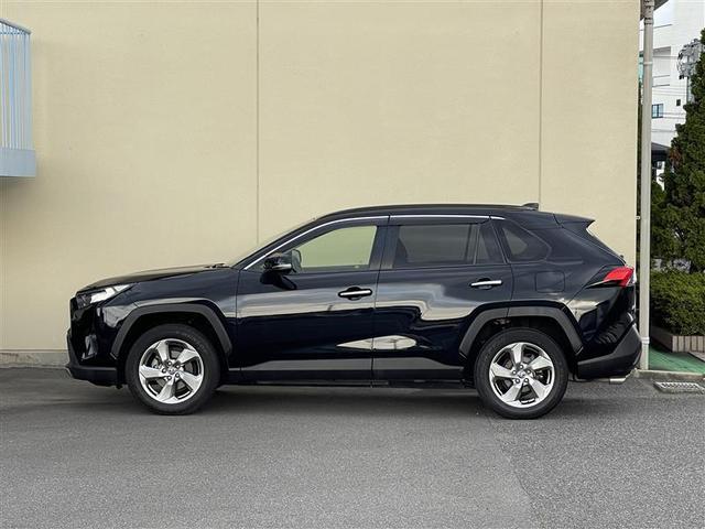 ＲＡＶ４ Ｇ　４ＷＤ　フルセグ　メモリーナビ　バックカメラ　衝突被害軽減システム　ＥＴＣ　ＬＥＤヘッドランプ（2枚目）