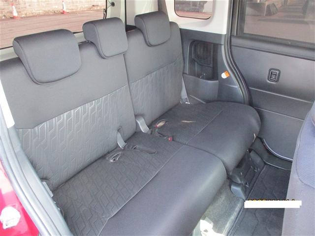 ゆとりある広々とした車内空間は、ドライブを始め買い物やレジャーなど、幅広く活躍します。一人でもみんなとでもお出かけを楽しみましょう！