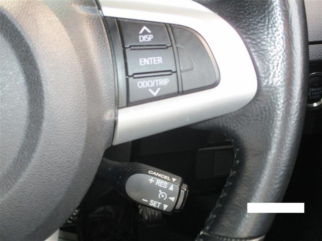 クルーズコントロール付き。追従はしません。