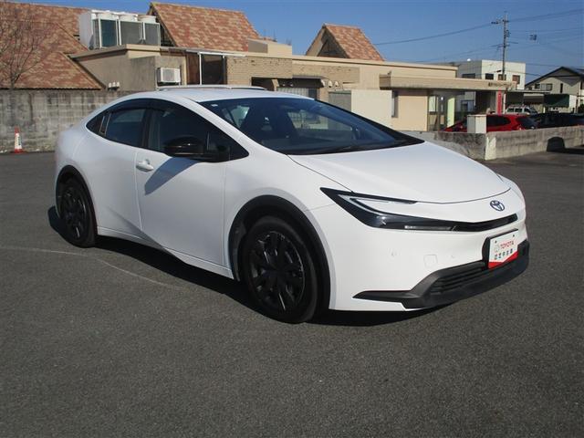 プリウス Ｘ　４ＷＤ　フルセグ　メモリーナビ　ＤＶＤ再生　バックカメラ　衝突被害軽減システム　ＥＴＣ　ドラレコ　ＬＥＤヘッドランプ　ワンオーナー　記録簿（3枚目）