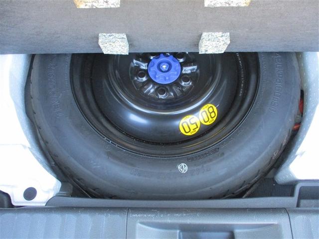 プリウス Ｘ　４ＷＤ　フルセグ　メモリーナビ　ＤＶＤ再生　バックカメラ　衝突被害軽減システム　ＥＴＣ　ドラレコ　ＬＥＤヘッドランプ　ワンオーナー　記録簿（8枚目）