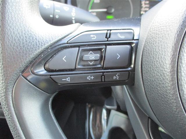 ヤリス ハイブリッドX 4WD バックカメラ 衝突被害軽減システム ETC ワンオーナー 記録簿(18枚目)