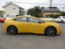 広々とした車内空間に優れた燃費性能。更にデザインも上質で人気のお車です!