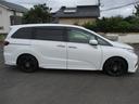 両側パワースライドドア付きだから、狭い駐車スペースなどでの 乗り降りラクラク!小さなお子さまのいるご家庭には嬉しい装備。